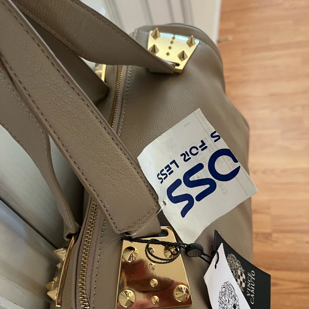 New Vince Camuto “Dexter 2 Duffel” Leather Bag - Picture 5 of 5